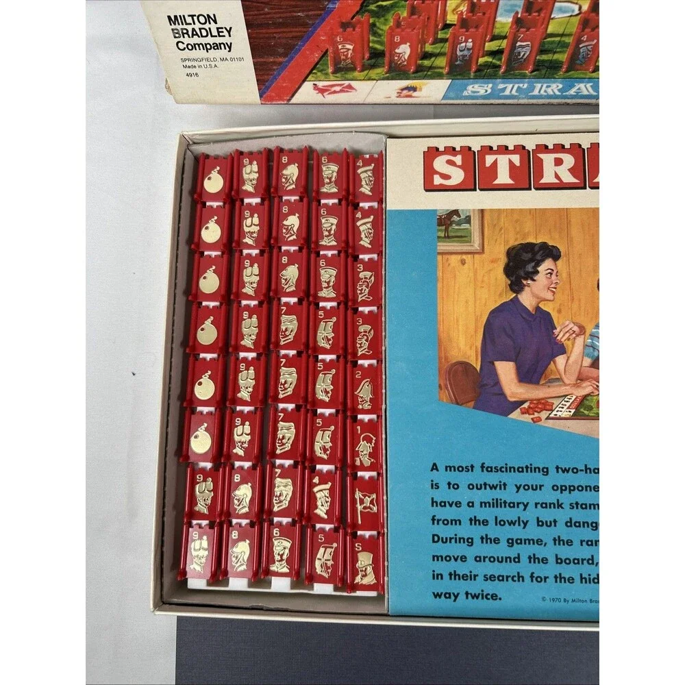 1977 Vintage STRATEGO Board Game Military Milton Bradley COMPLETE